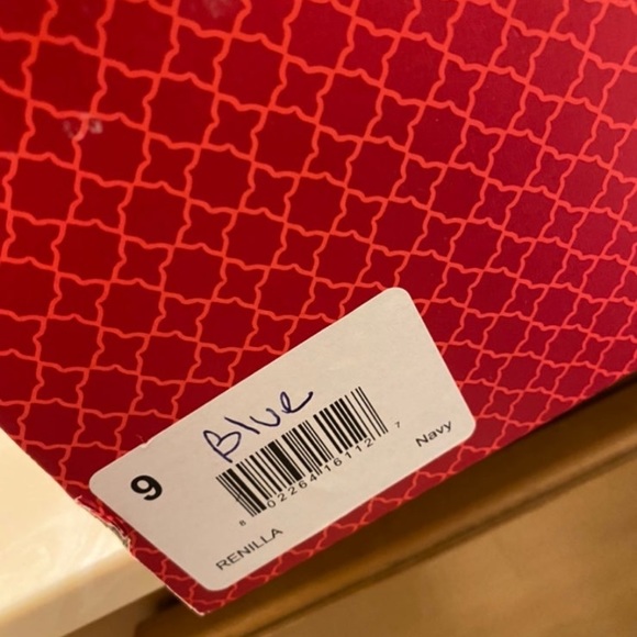 Kelly & Katie Renilla Women Blue Heels - Picture 3 of 3